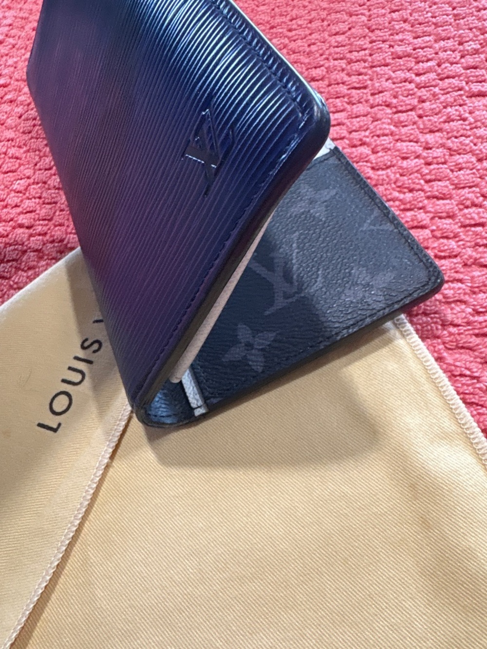 Louis Vuitton authentic  custom Brazza wallet with Coa and original dust bag